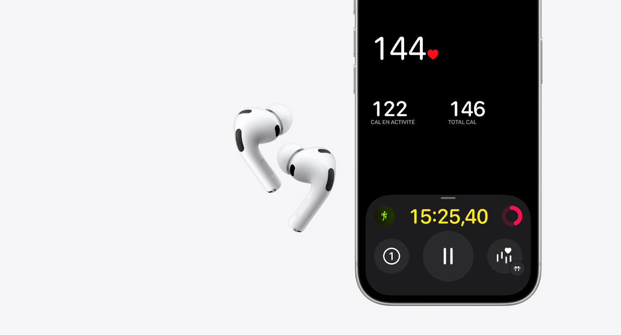 AirPods Pro 3, couleur blanche, moitié inférieure de l’écran d’un iPhone 17 Pro, app En forme, fonctionnalité de détection de la fréquence cardiaque