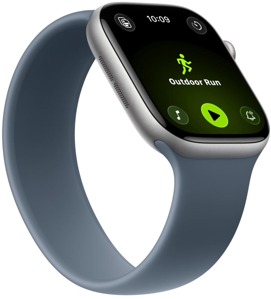 Apple Watch Series 11, hliníkový kryt v kozmickej sivej farbe, tréning Beh vonku, ovládacie prvky Apple Music v dolnej časti obrazovky, slučka Solo v oceľovej modrej farbe