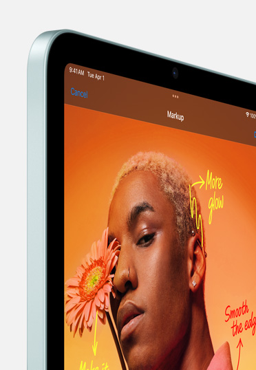 Un iPhone muestra contenido con colores vibrantes.