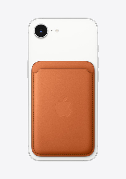 iPhone 17e, back exterior, white colour, FineWoven Wallet with MagSafe in fox orange colour, Fusion camera at top