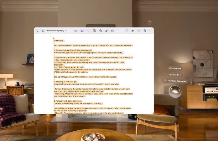 عرض Apple Vision Pro، مستند يتعلق بممارسات التصوير مفتوحاً، وتعليقات توجيهية للكتابة من Siri تحوم على جانبه، وتشمل التوجيهات "مراجعة" و"إعادة الكتابة" و"كيف يبدو هذا؟